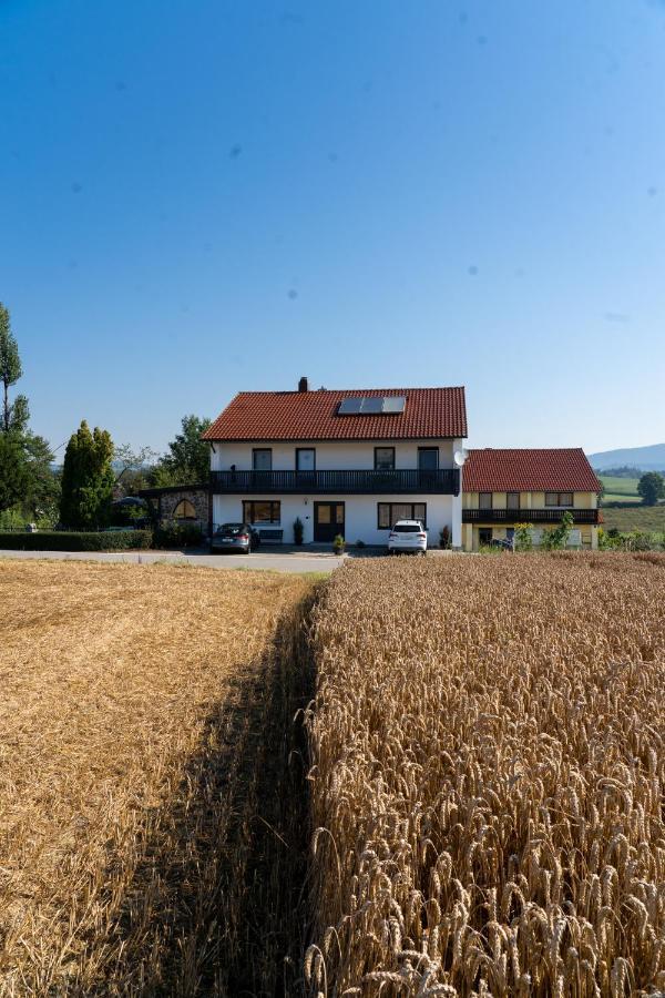 Ferienwohnung Im Idyll 1 Генгерсберг Екстер'єр фото